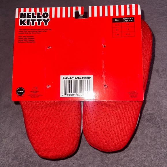 Hello Kitty slippers 🎀 - Picture 4 of 4
